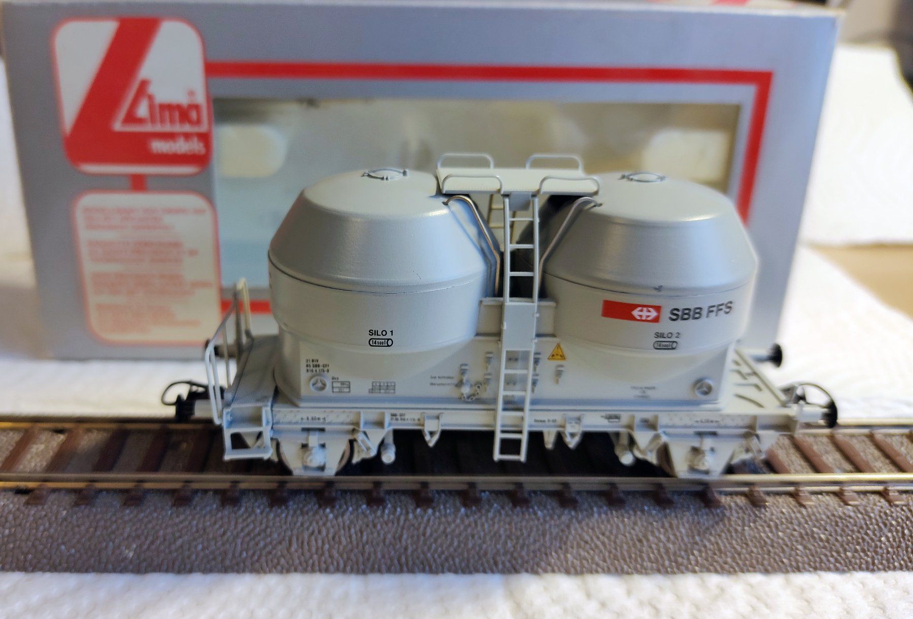 Lima Modellini di ferrovie: Lima 302817K Zementsilowagen Ucs grau – Usato da Münsingen venduto da Rufer34