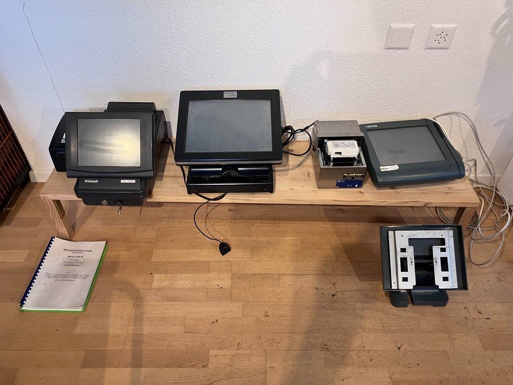 Registratore di cassa: 3 Stk. alte Kassensysteme Uniwell TX-875 micros POS Terminal – Difettoso da Fislisbach venduto da Promo