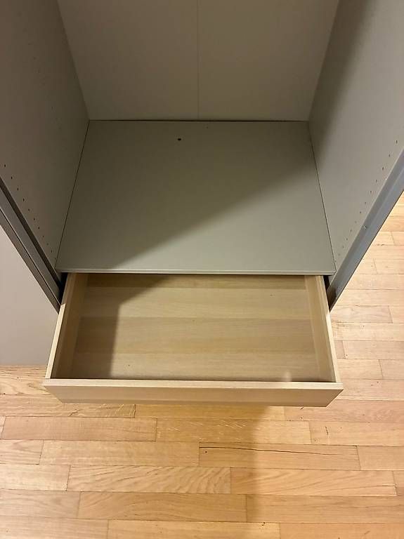 Armadi: Praktischer IKEA Schrank  – Usato da Hägendorf venduto da ala_m7zl 4