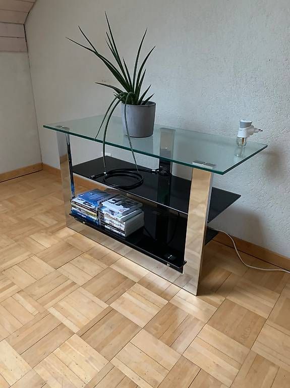 TV Möbel: Fernsehmöbel aus Glas – Gebraucht aus Adligenswil von Levendeur95 1