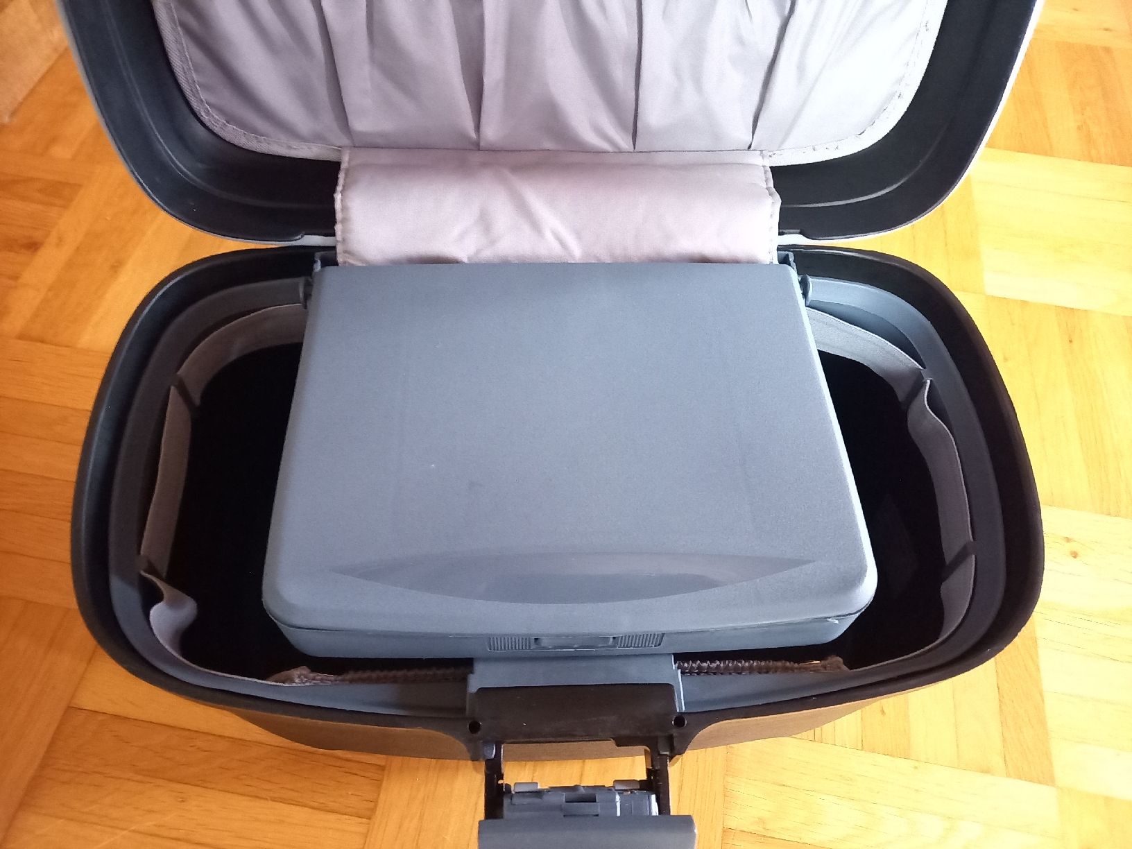 Custodie per cosmetici: Trousse de beauté coque dure Roncato – Nuovo (secondo la descrizione) da Tramelan venduto da Belleza82 5
