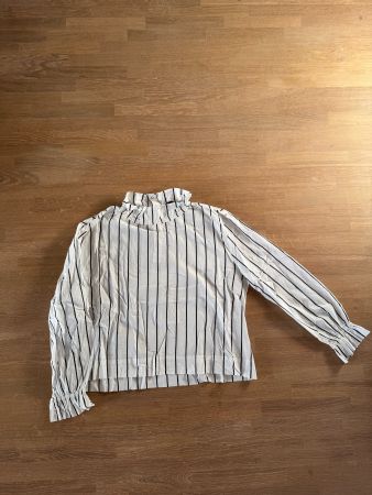 Blouse rayée Zara col volanté