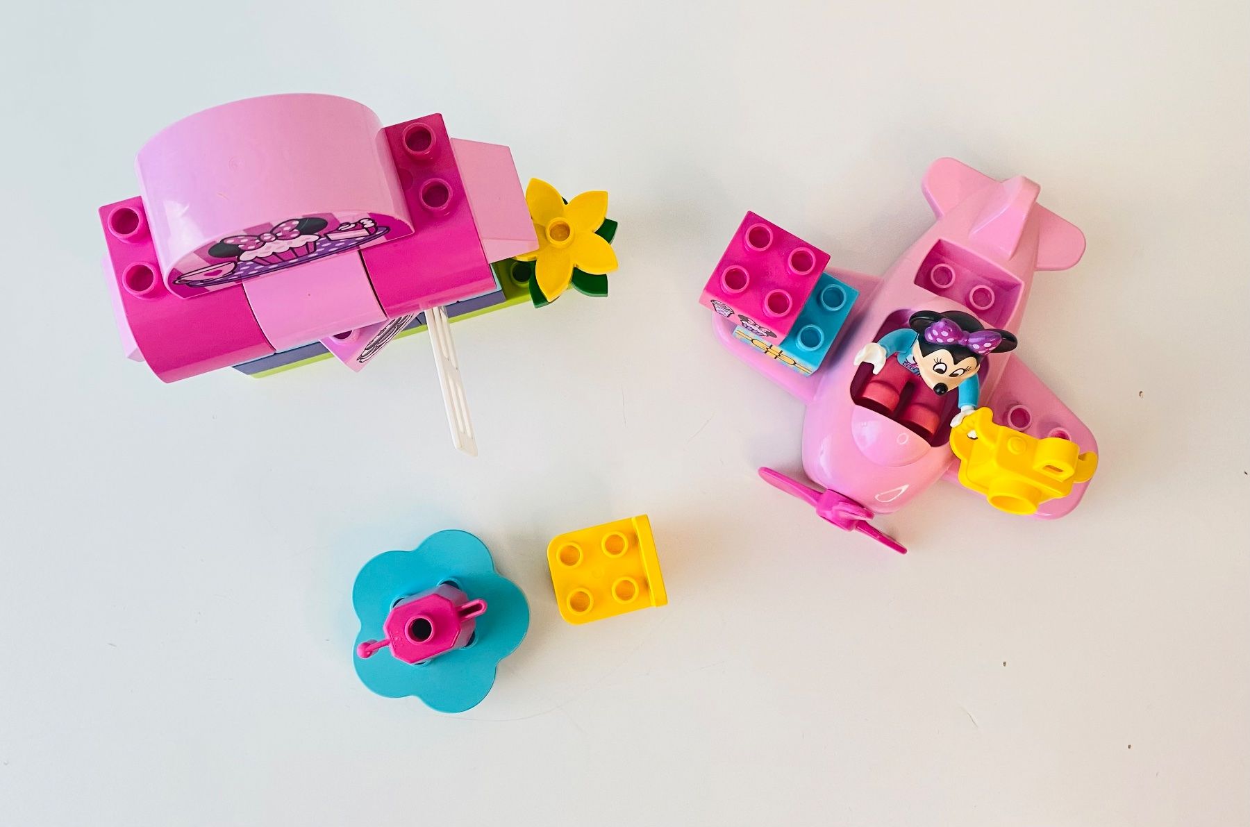 Lego Baukästen: LEGO DUPLO 10830 Minnies Cafe – Gebraucht aus Mellingen von Lapequenita 2
