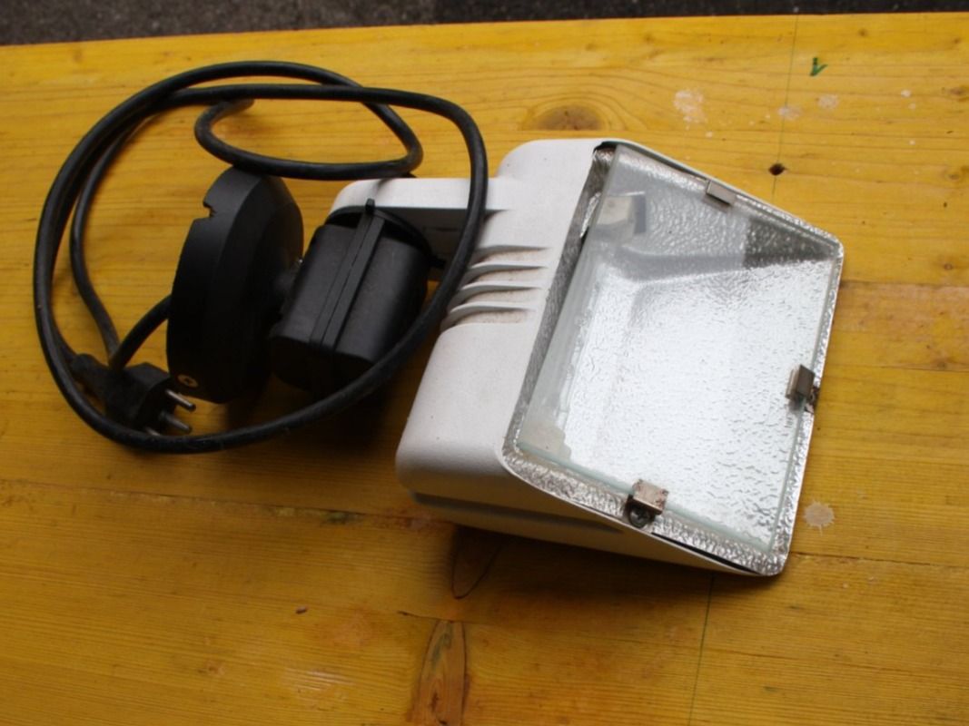 Lampen: LAMPE – Gebraucht aus Wauwil von Pneuedy 2