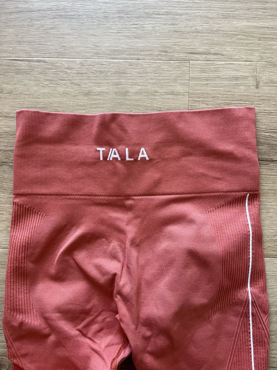 Leggings: Tala Sportleggings – Nuovo (secondo la descrizione) da Luzern venduto da NOOOEELLE