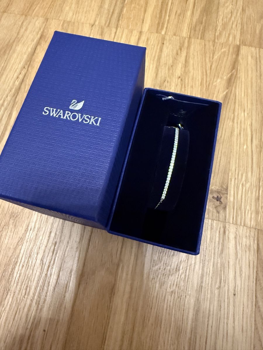 Swarovski Bracciali & Braccialetti: Swarovski Armband Originalverpackung – Nuovo e nell'imballaggio originale da St. Gallen venduto da azra_sadikov