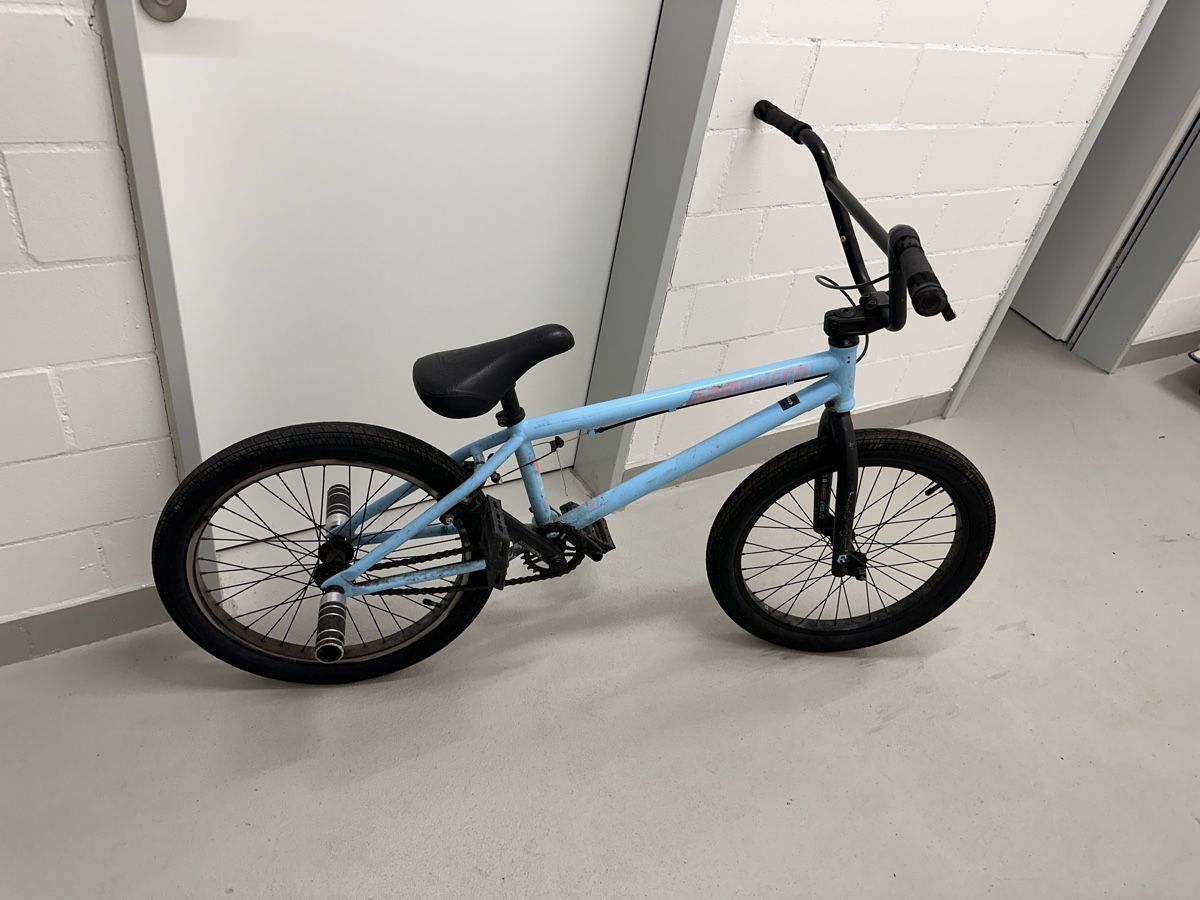 Radio Bikes Biciclette: BMX Radio Evol 20 – Usato da Märwil venduto da nic_yz5v