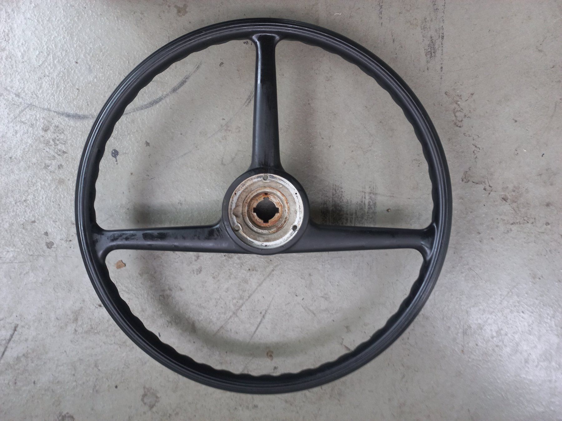 Saurer Tutti pezzi di ricambio auto: Oldtimer Lenkrad Saurer Berna 2DM 2 DM VM + diverse usw – Usato da Dulliken venduto da Dullikenlerchclassic