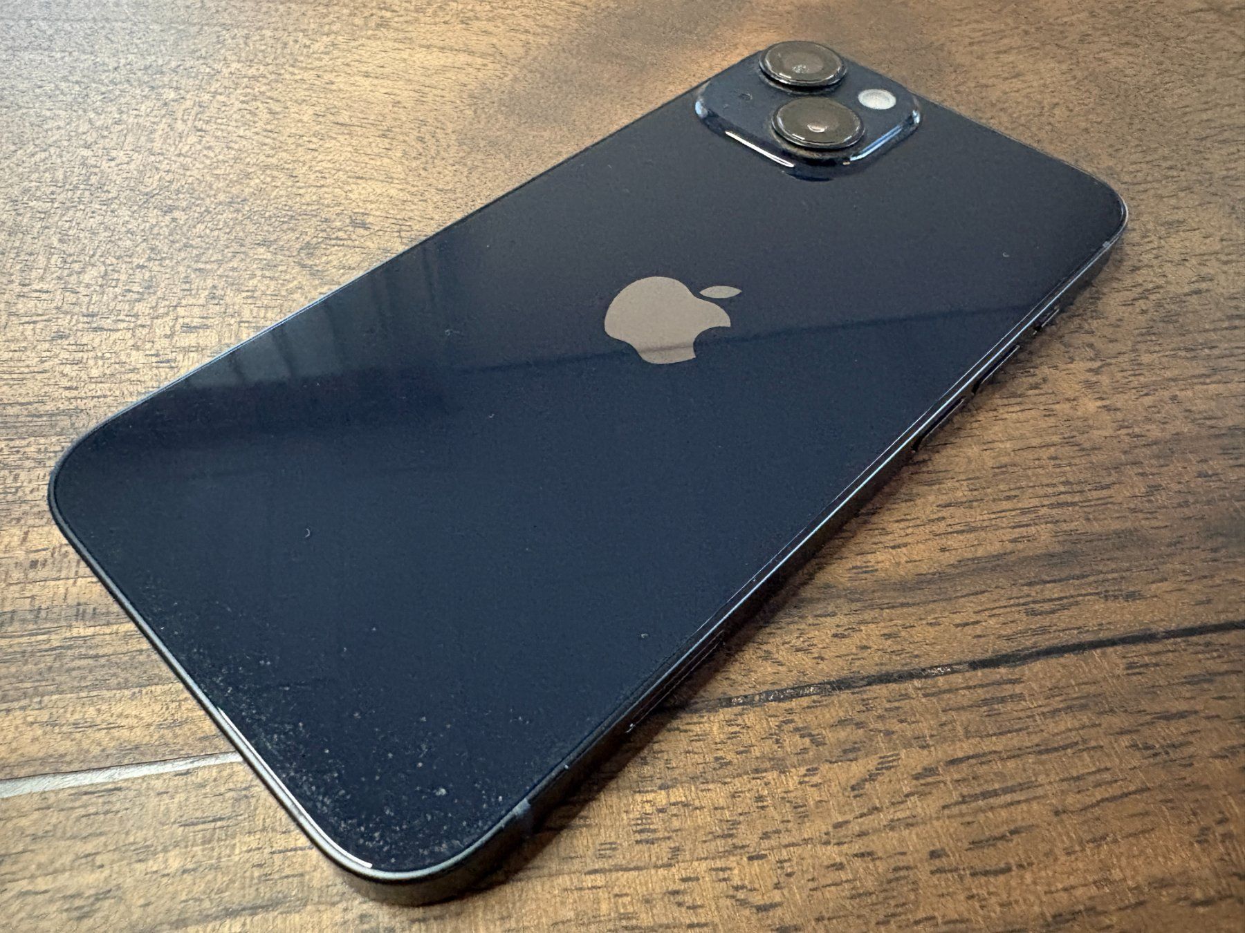 Apple Telefoni cellulari / Smartphones: iPhone 14, 256 GB in tiptop Zustand – Usato da Tuggen venduto da Loeti 4