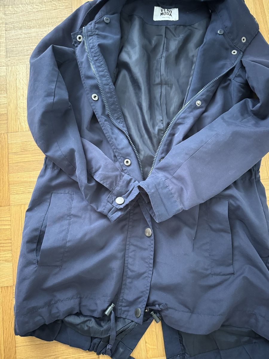 Vero Moda Giacche:  Jacke Vero Moda blau XS  – Usato da Zürich venduto da oase69 3