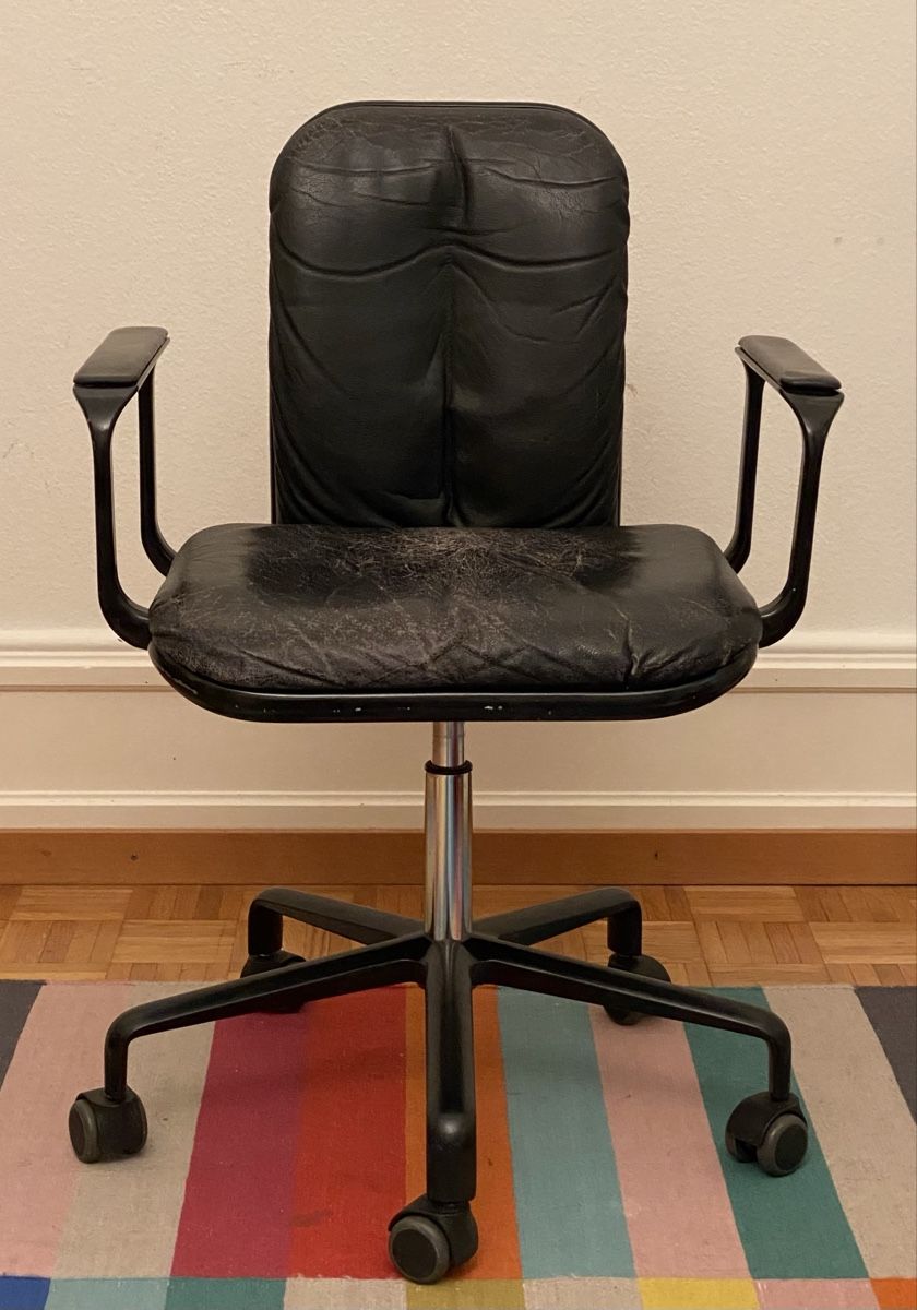 Stühle: SUPPORTO CHAIR Design: Frederick Scott 1976. ICF Milano – Gebraucht aus Zuerich von Coolthing