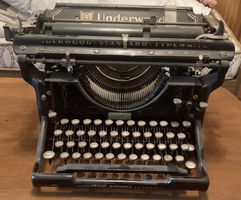 Underwood - Schreibmaschine