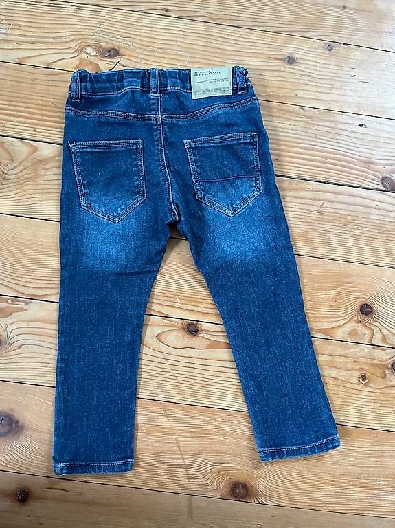 Zara Pantaloni: Hose Zara 92 – Usato da Winterthur venduto da Blue028 1