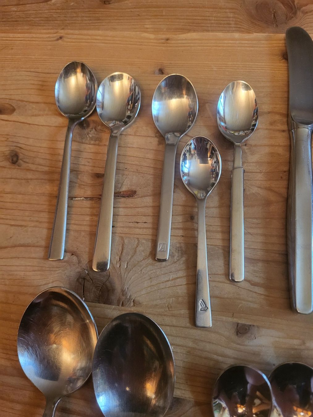 Set di posate: Hübsches Besteckset – Nuovo (secondo la descrizione) da Guggisberg venduto da Aegertenlehn 3
