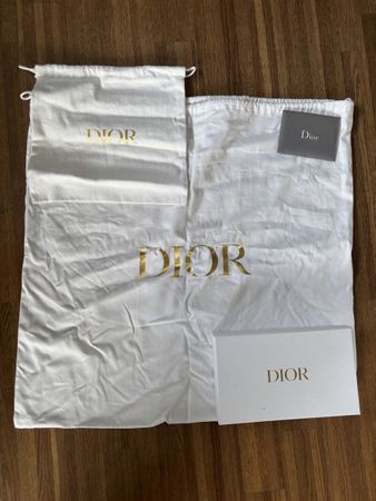 Dior 2 Stoffbeutel / Staubbeutel neu und Kartonschachtel