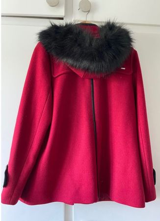 Marke Morgan . Mantel, Grösse 38, Rot mit Fellkapuze