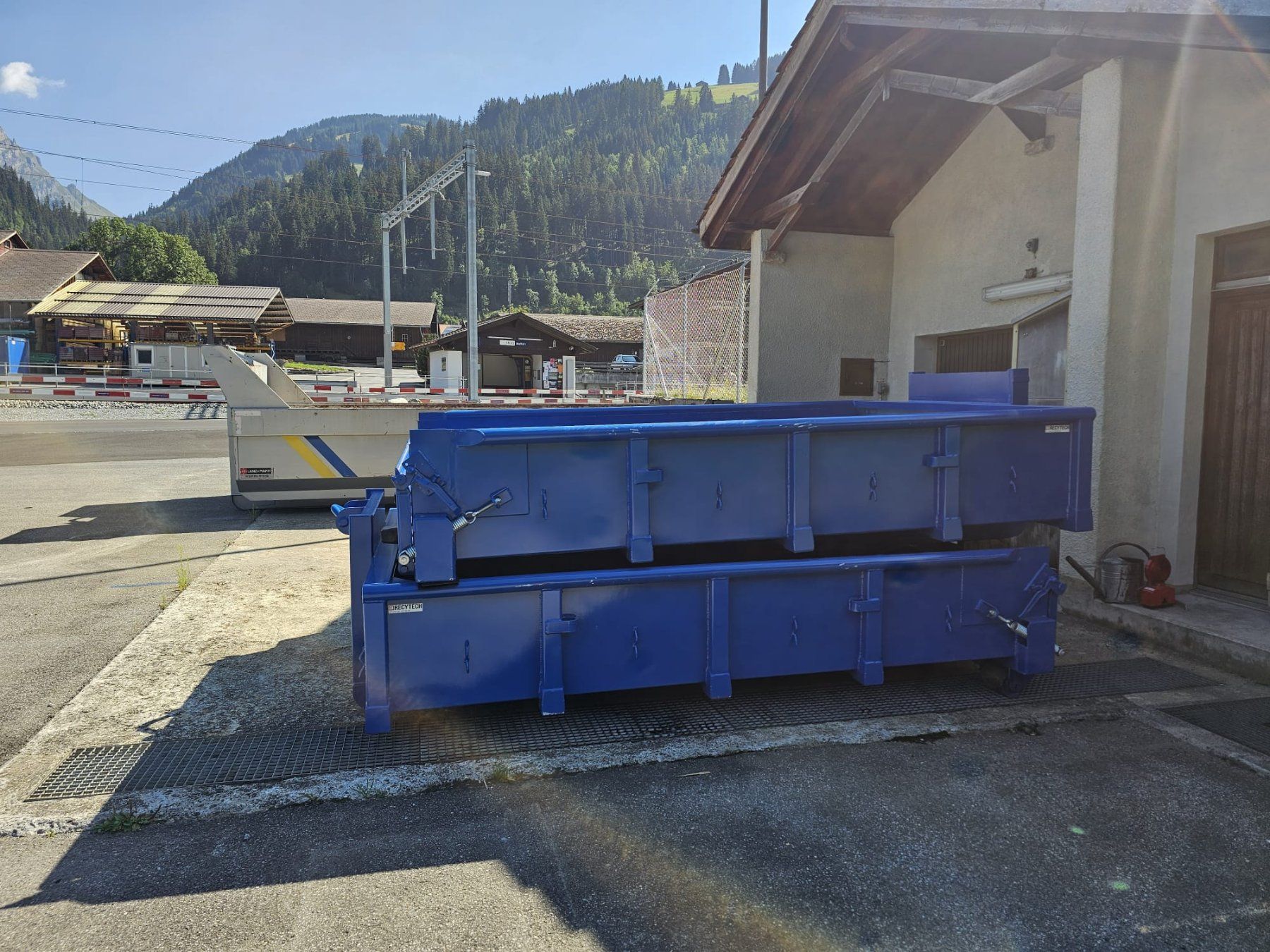 Contenitori edile: Abrollcontainer city 3m3 – Usato da Wallisellen venduto da Recytech 1