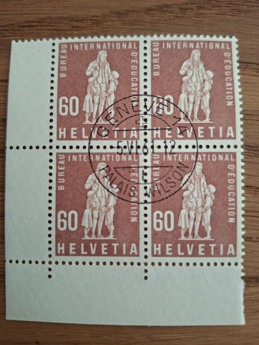 Tous les timbres: Dienstmarken 4er Blocks: BIE – Neuf (Voir description) à Hinterkappelen par 1399 4