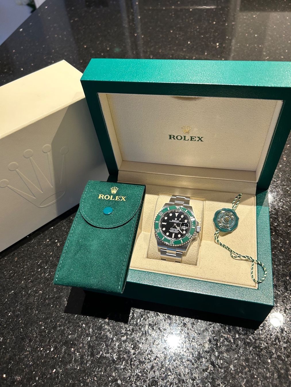 Rolex Uhren: Rolex Submariner Date Starbucks Wie Neu – Gebraucht aus Basel von Mar2022 1