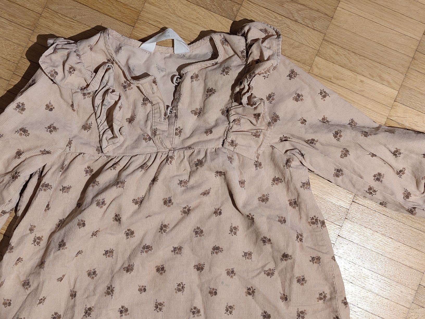 H&M Vestiti & Gonne: 1 Kurz-, 1 Langarmkleid, Grösse 122 – Usato da Zürich venduto da Spif 1