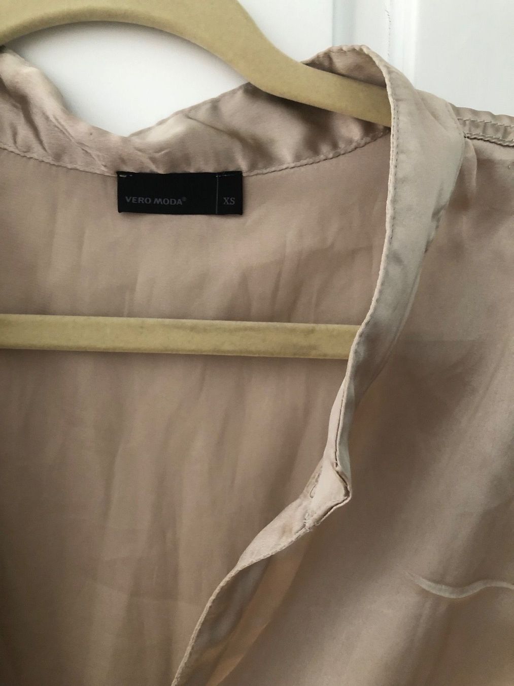 Vero Moda Blusen: Vero Moda Bluse gold – Gebraucht aus Pfaffhausen von Klaras_second_hand 2