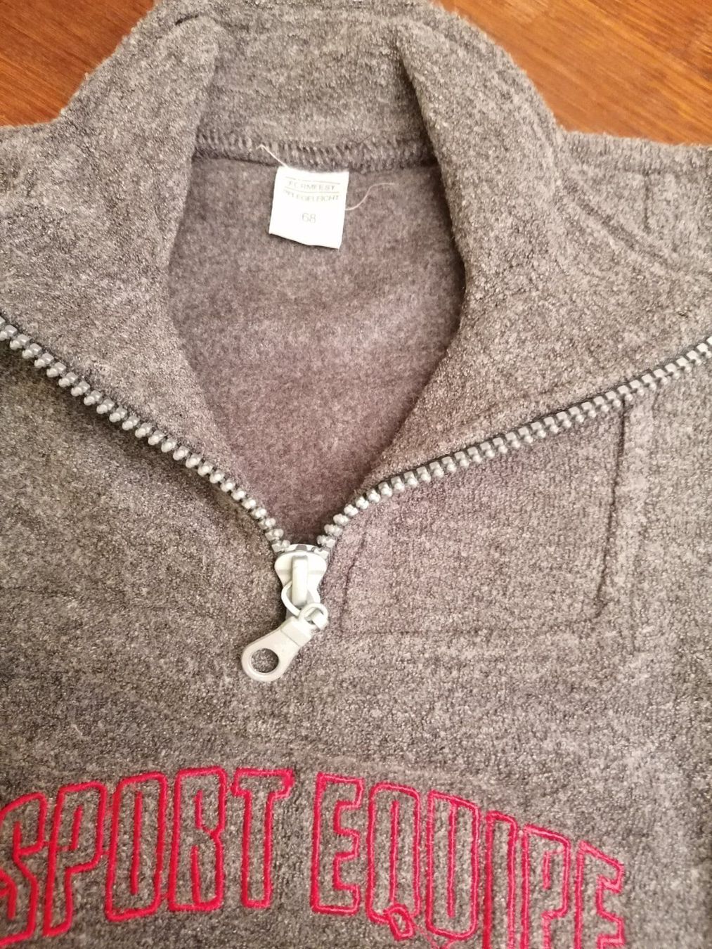 Maglioni & Felpe: Pulli 68 – Usato da Solothurn venduto da Shanty.20 2