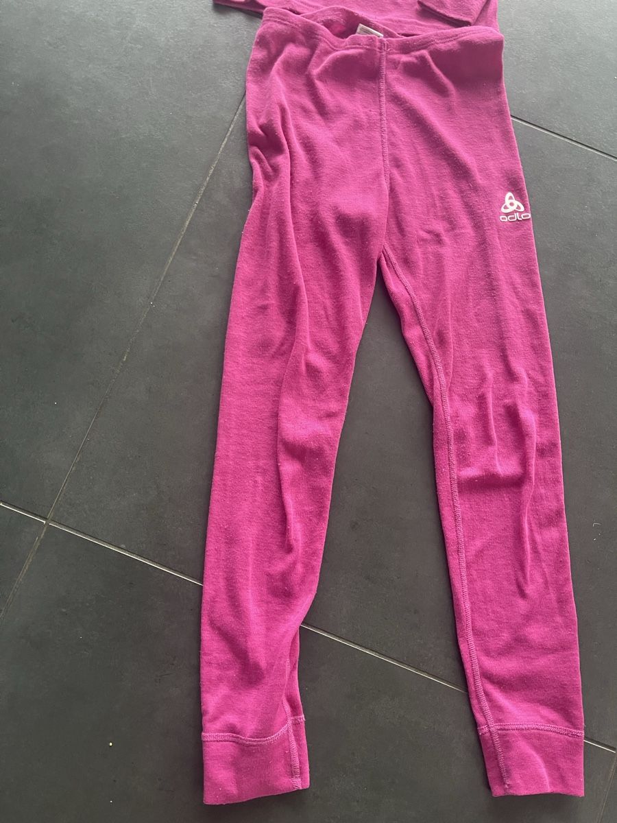 Biancheria intima: Odlo  pulli und Hose Set, Grösse 140, Pink, Warm, Top! – Usato da Feldbrunnen venduto da cleo09 3