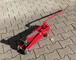 Hydraulischer Wagenheber rot gebraucht