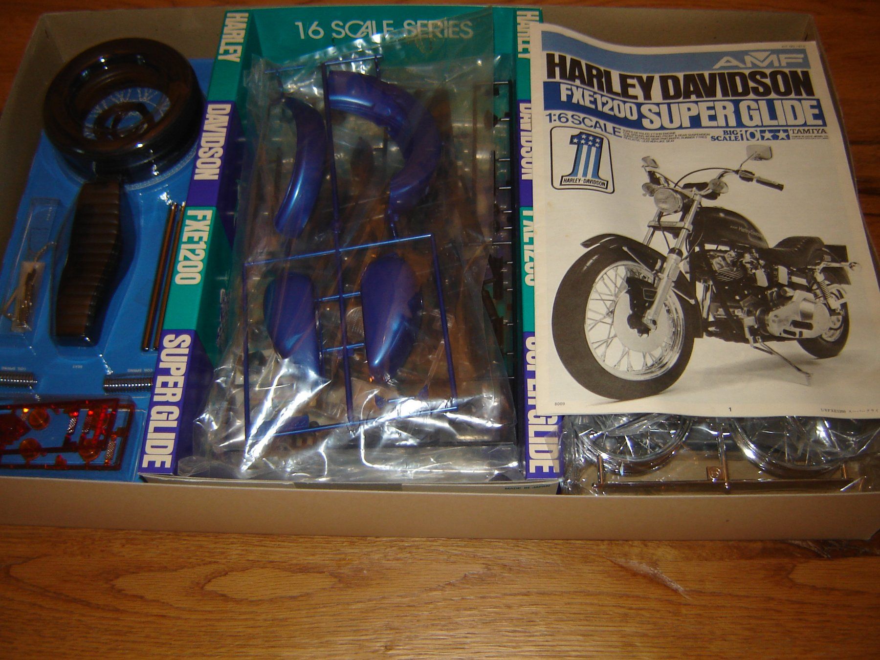 Tamiya Kit di modellismo & Modellini statici: Harley Davidson FXE 1200 Super Glide 1:6 Tamiya – Nuovo (secondo la descrizione) da Allenwinden venduto da Wm26 9