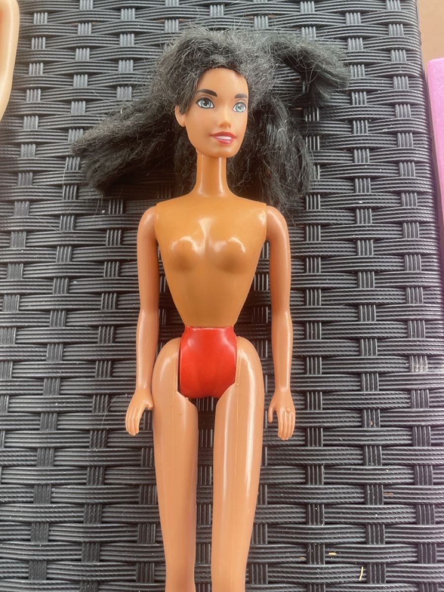 Disney Bambole: Barbie Esmeralda doll – Usato da Wolfhausen venduto da fairyyve