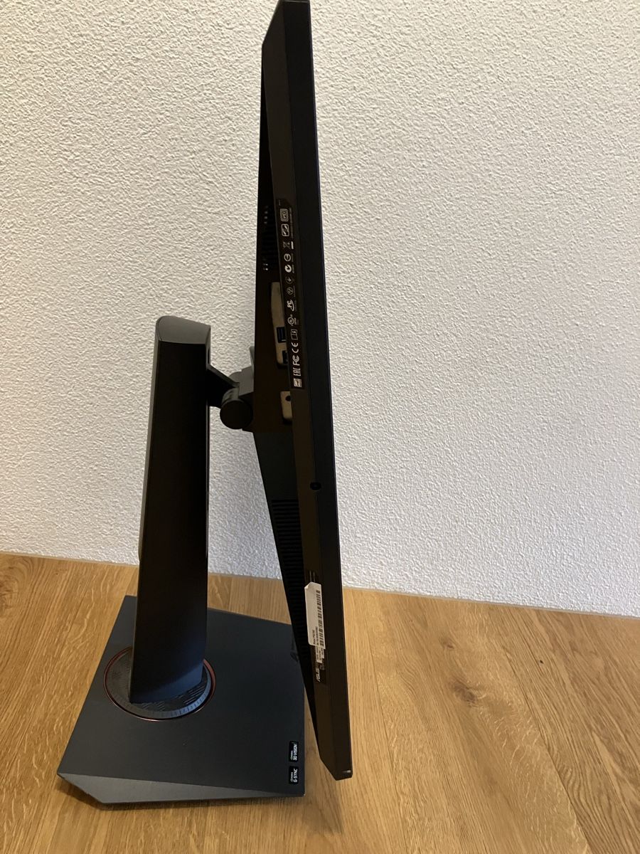 Monitor: ASUS ROG Swift PG278Q – Usato da Seewen SZ venduto da Rtotto 2