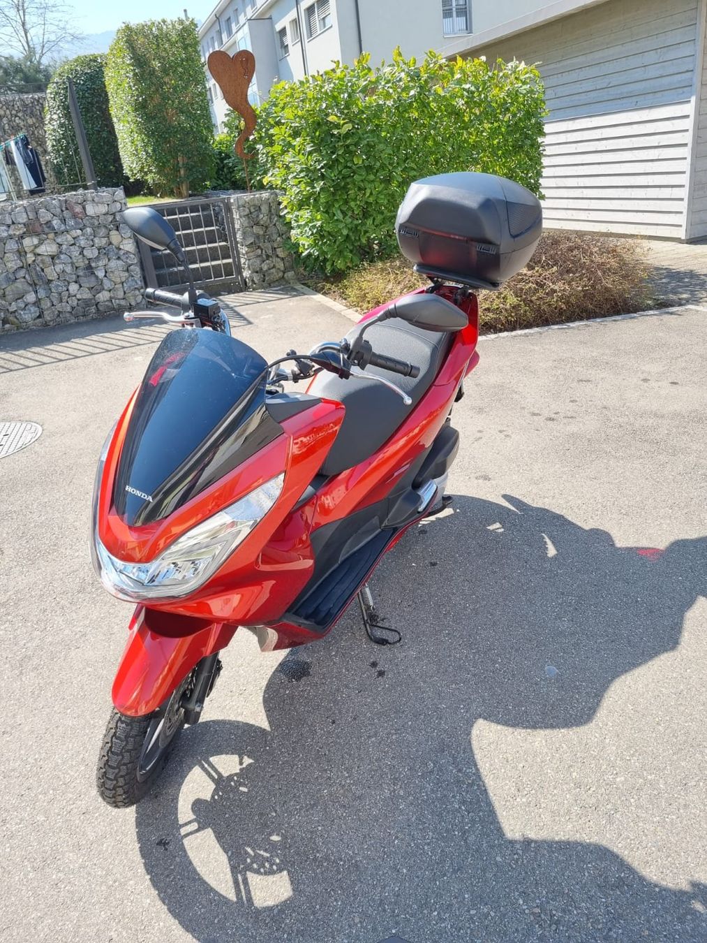 Honda Scooters: Honda PCX 125 Roller, Topcase inklusive – Gebraucht aus Lachen SZ von Future81 3