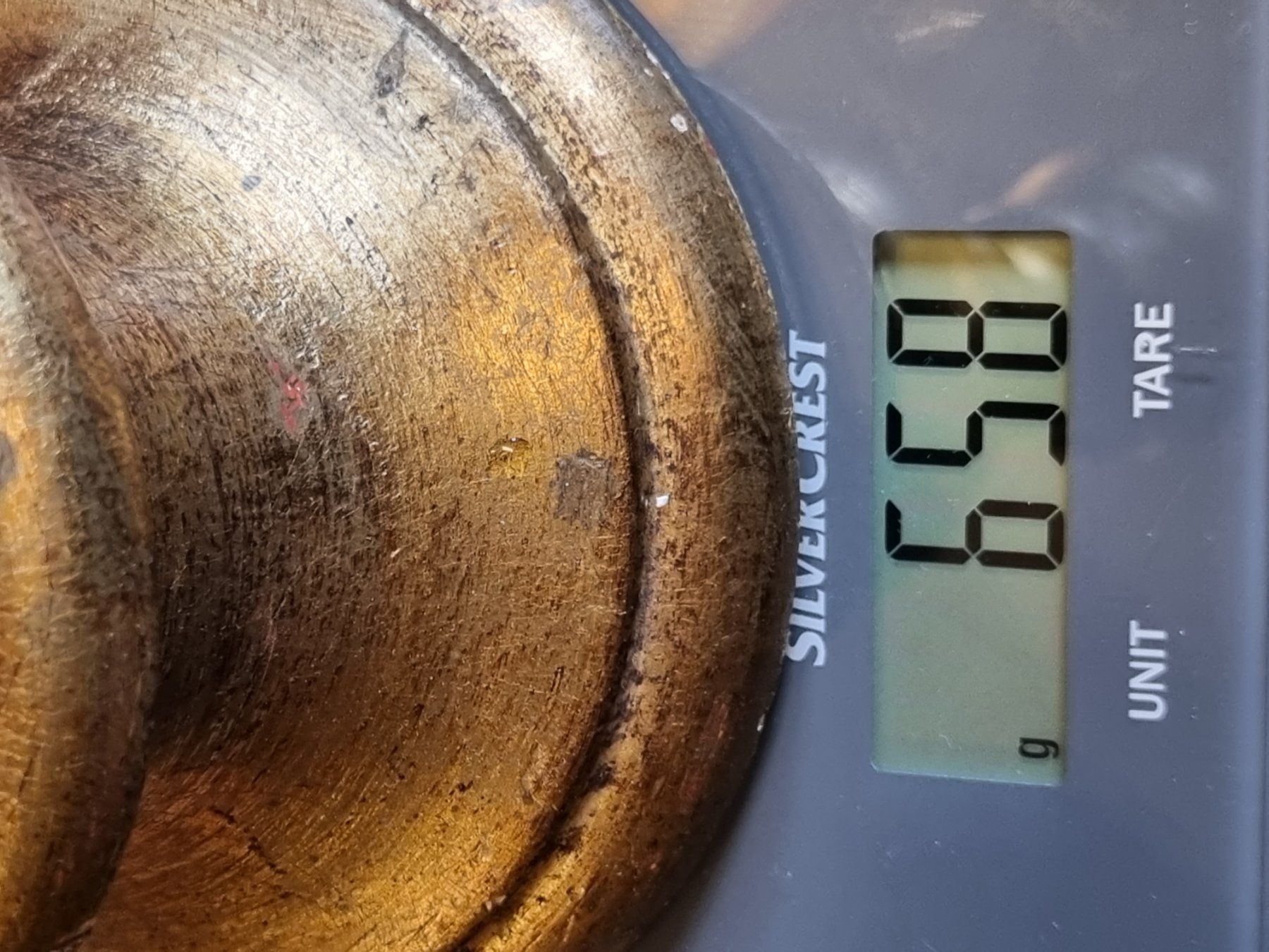 Portacandele: Antiker grosser Kerzenständer goldfarben – Usato da Scharnachtal venduto da devin03 9