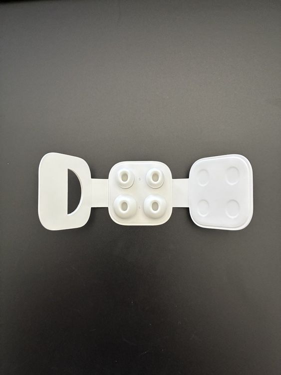 Apple Kopfhörer: Apple AirPods Pro (1st Gen.) MagSafe Case – Gebraucht aus Wettingen von dheu 3