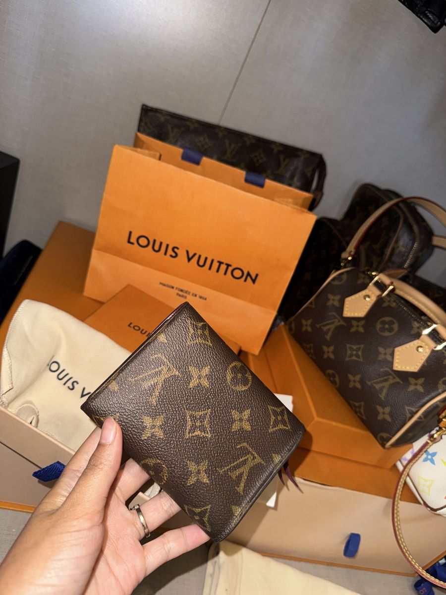 Louis Vuitton Portamonete: Louis Vuitton Victorine Geldbörse – Usato da Widnau venduto da Pukpan_99 1