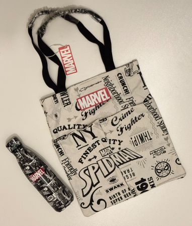 Set MARVEL Miniso Tote Bag + Water Bottle 500ml