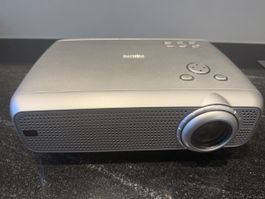 Philips Projektor LC 4431 gebraucht mit Kabeln und Fernbedie