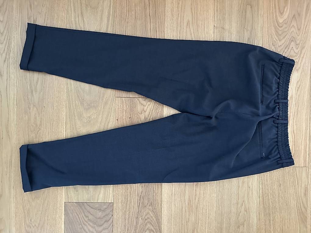 Massimo Dutti Hosen: Massimo Dutti Stoffhosen 32 – Gebraucht aus St. Gallen von iva_yxh2 1
