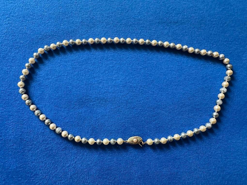 Catenine: Perlenkette 60 cm – Usato da Basel venduto da Chregu07