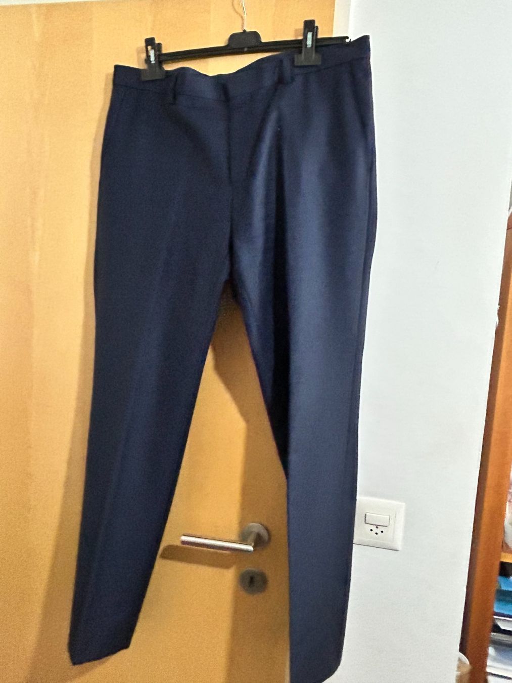 Hugo Boss Costumes, combinaisons de sport et fonctionnelles: Boss 3 piece suit 52 – D'occasion à Itingen par bra_c7hw 4