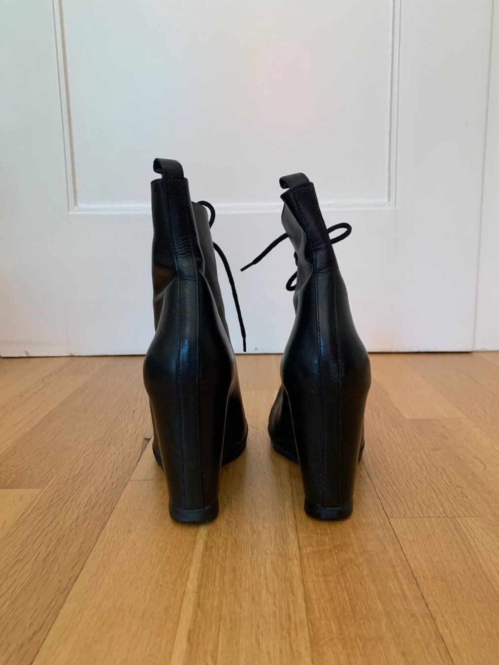 Scarpe da donna: Lederstiefeletten mit Keilabsatz 39 – Usato da Zürich venduto da IMAYER 1