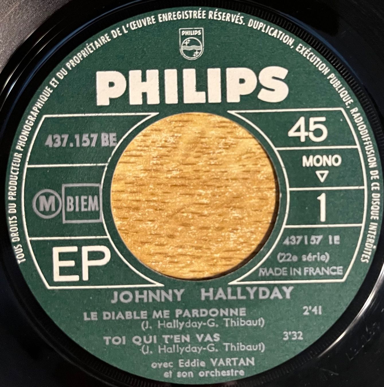 Schallplatten: JOHNNY HALLYDAY - LE DIABLE ME PARDONNE – Gebraucht aus Bussigny von vinyl-pas-cher 2