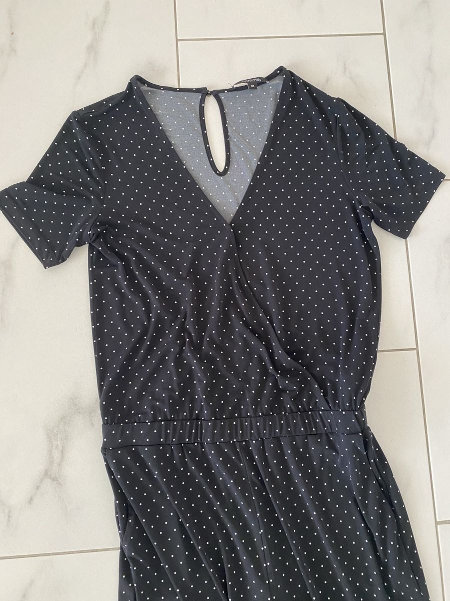 Comma Jumpsuits: Jumpsuit Comma Punkte schwarz Grösse 38 – Gebraucht aus Zollikon von Dory11 1
