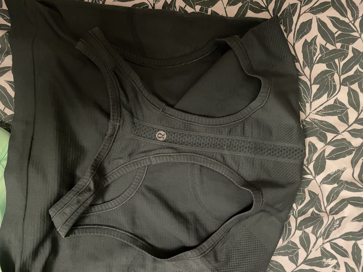 Lululemon Leggings: Lululemon set size 8 – Gebraucht aus Lausanne von cris_ina89 2