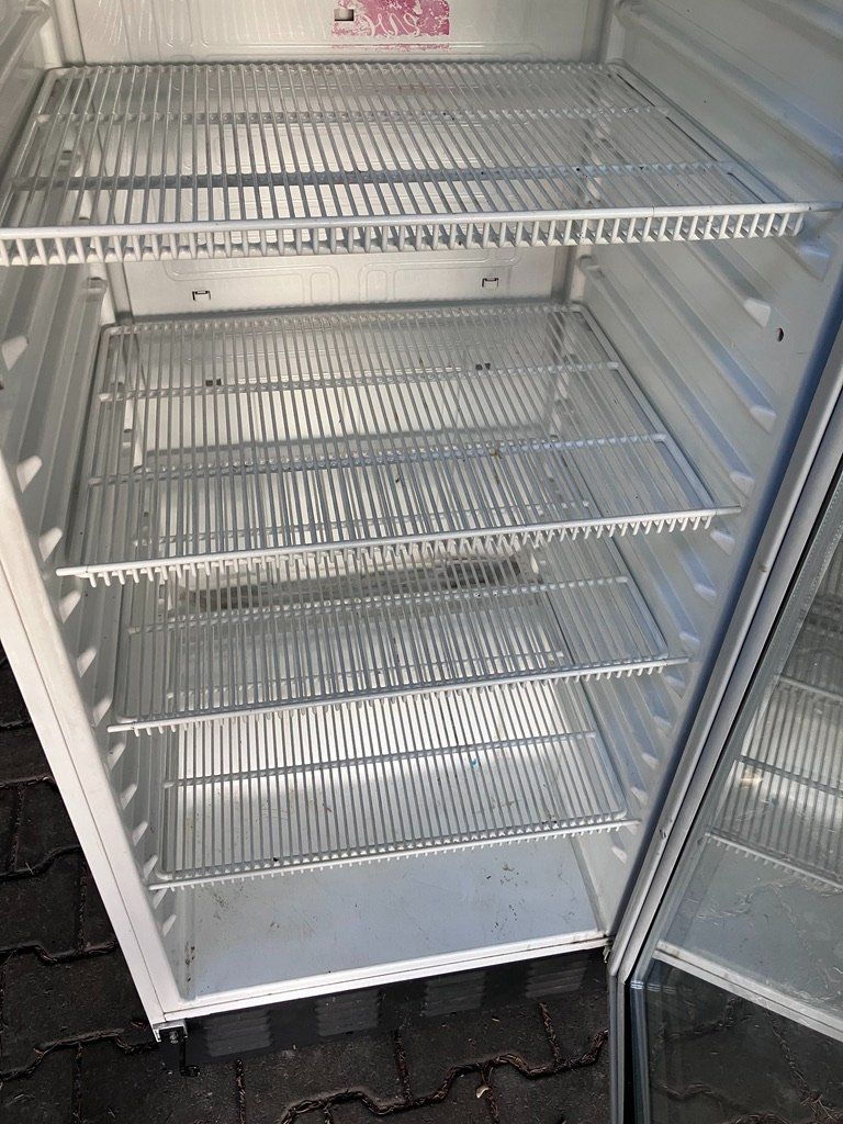 Feldschlösschen Réfrigérateurs: Gastro Kühlschrank Feldschlösschen – D'occasion à Fislisbach par Promo 5