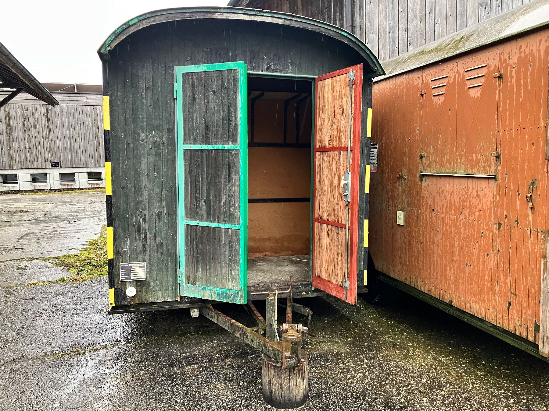 Niederberger Anhänger: Manschaftswagen / Bauwagen Nr 2 – Defekt aus Hirzel von  2