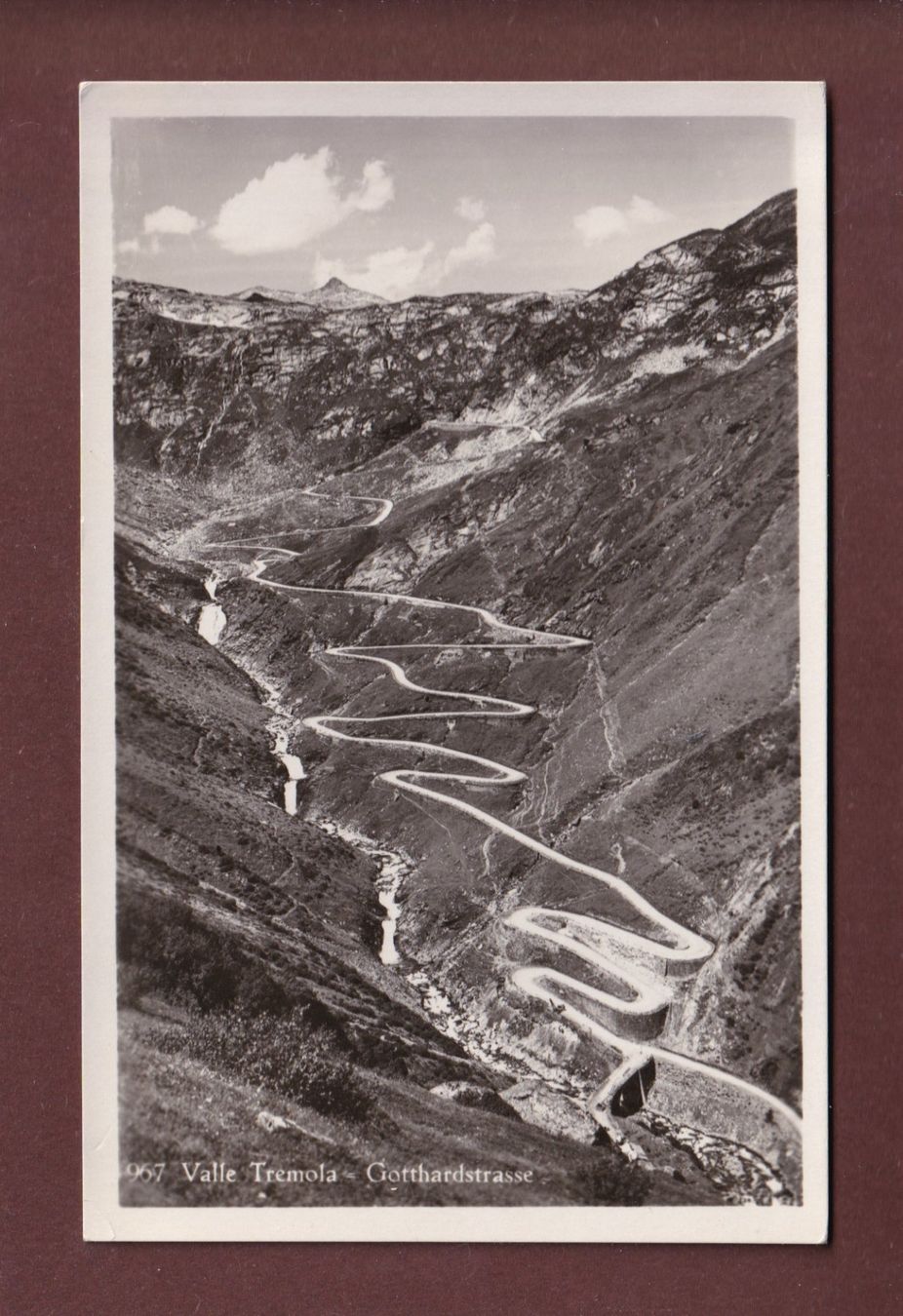 Cartoline postali: VALLE TREMOLA - Gotthardstrasse – Usato da Pully venduto da nicecards-shop