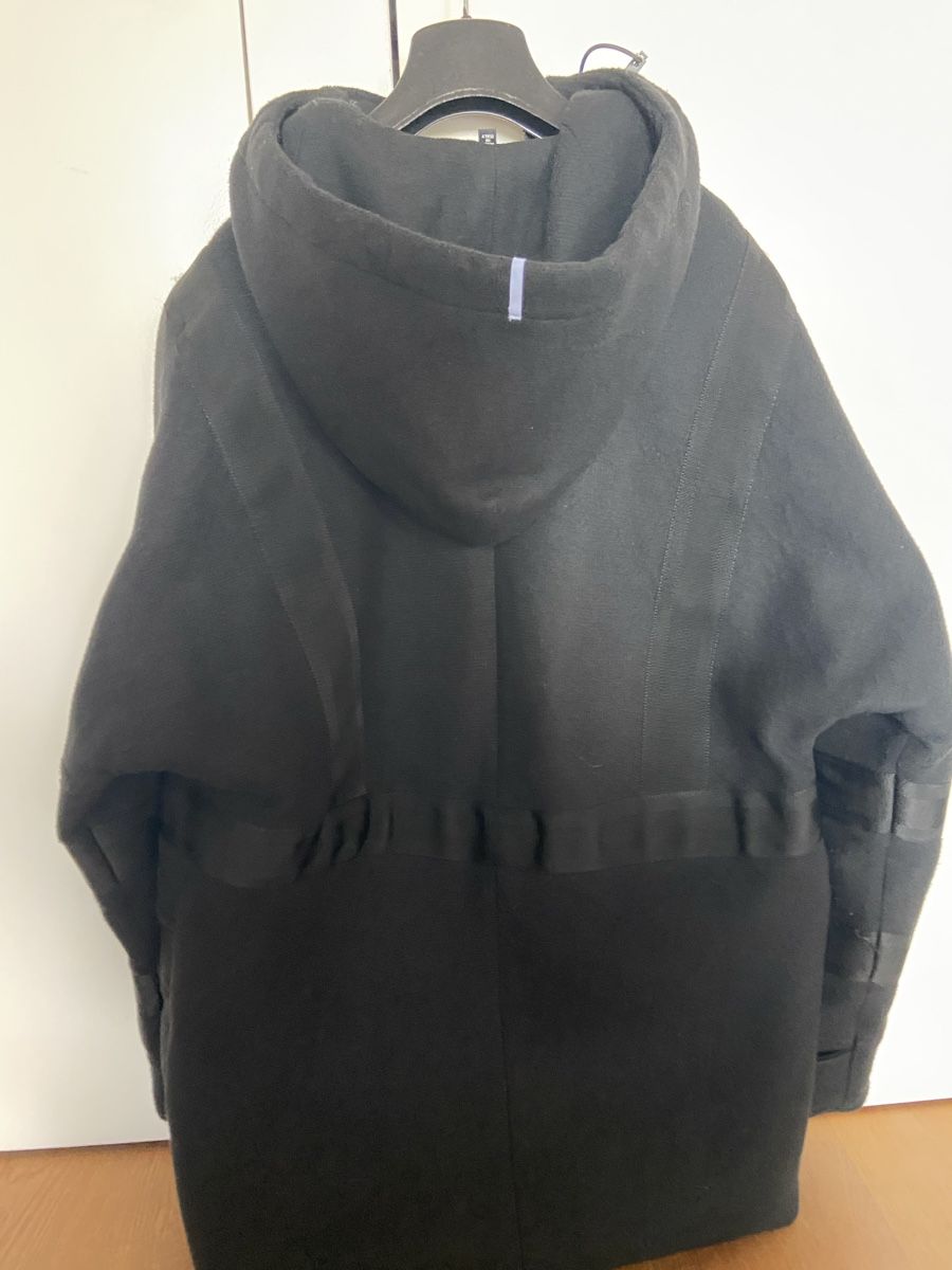 Cappotti: MCQ by Alexander Mc.Queen Mantel – Usato da Zürich venduto da Mucklo 3