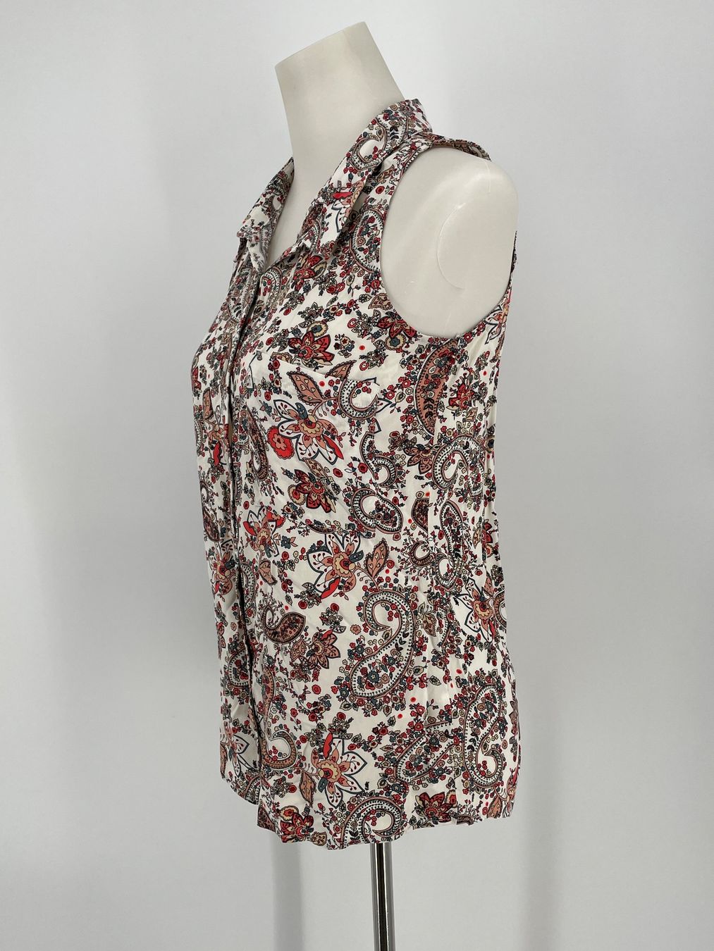Blusen: Viskose Bluse Gr. M von Chicorée – Gebraucht aus Auenstein von moin. 1