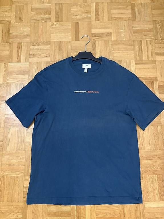 T-shirt: T-Shirt mit Backprint – Usato da Schaffhausen venduto da jan_pzd5